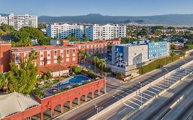 Fiesta Inn Cuernavaca